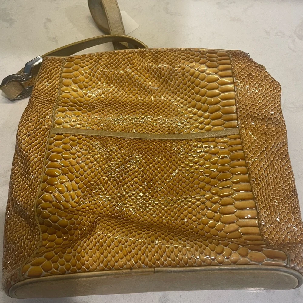 Brighton Sprite Marigold Crossbody in Patent Leather Yellow/Gold Snakeskin EUC - Picture 3 of 16
